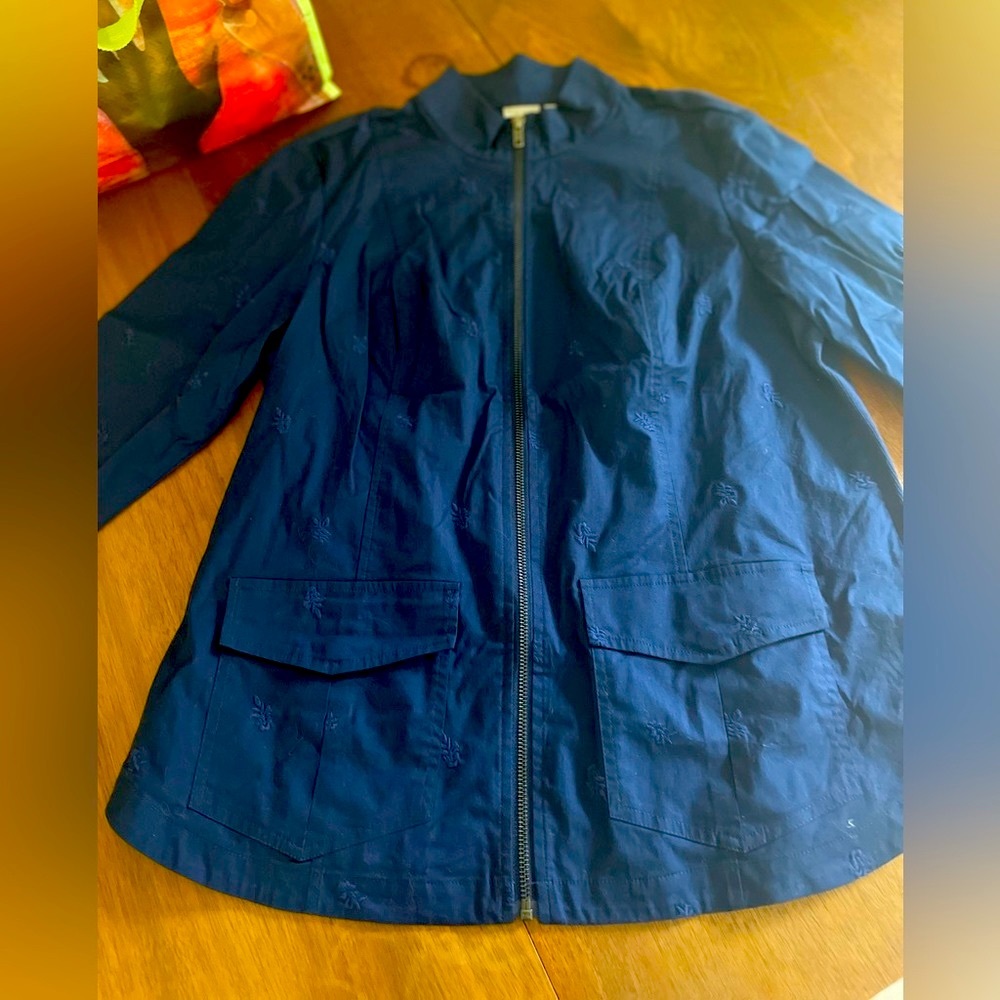 Navy Blue Size 2(Size 12 US) Chicos multimedia jacket. Excellent Condition